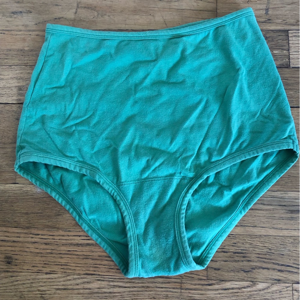 Arq high rise undies verdant